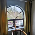 Oak House Laois ポーターリントン