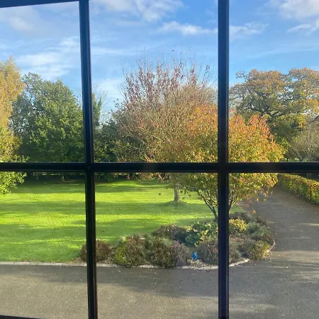 Oak House Laois * Portarlington