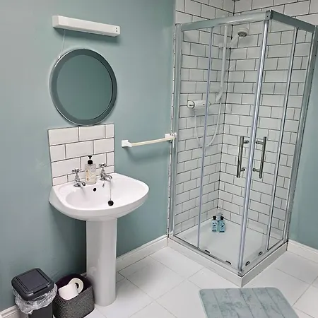 فندق مبيت وإفطار Oak House Laois *