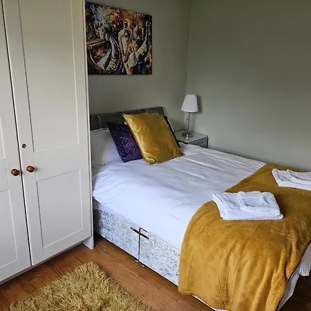 فندق مبيت وإفطار Oak House Laois *