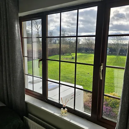 Oak House Laois Bed and Breakfast *